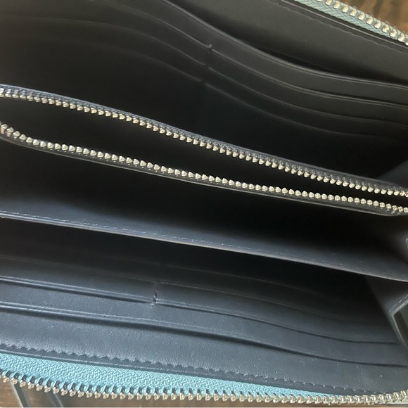 Coach Light Blue Pebbled Leather Zip-Around Wallet with Silver Logo - Picture 6 of 7